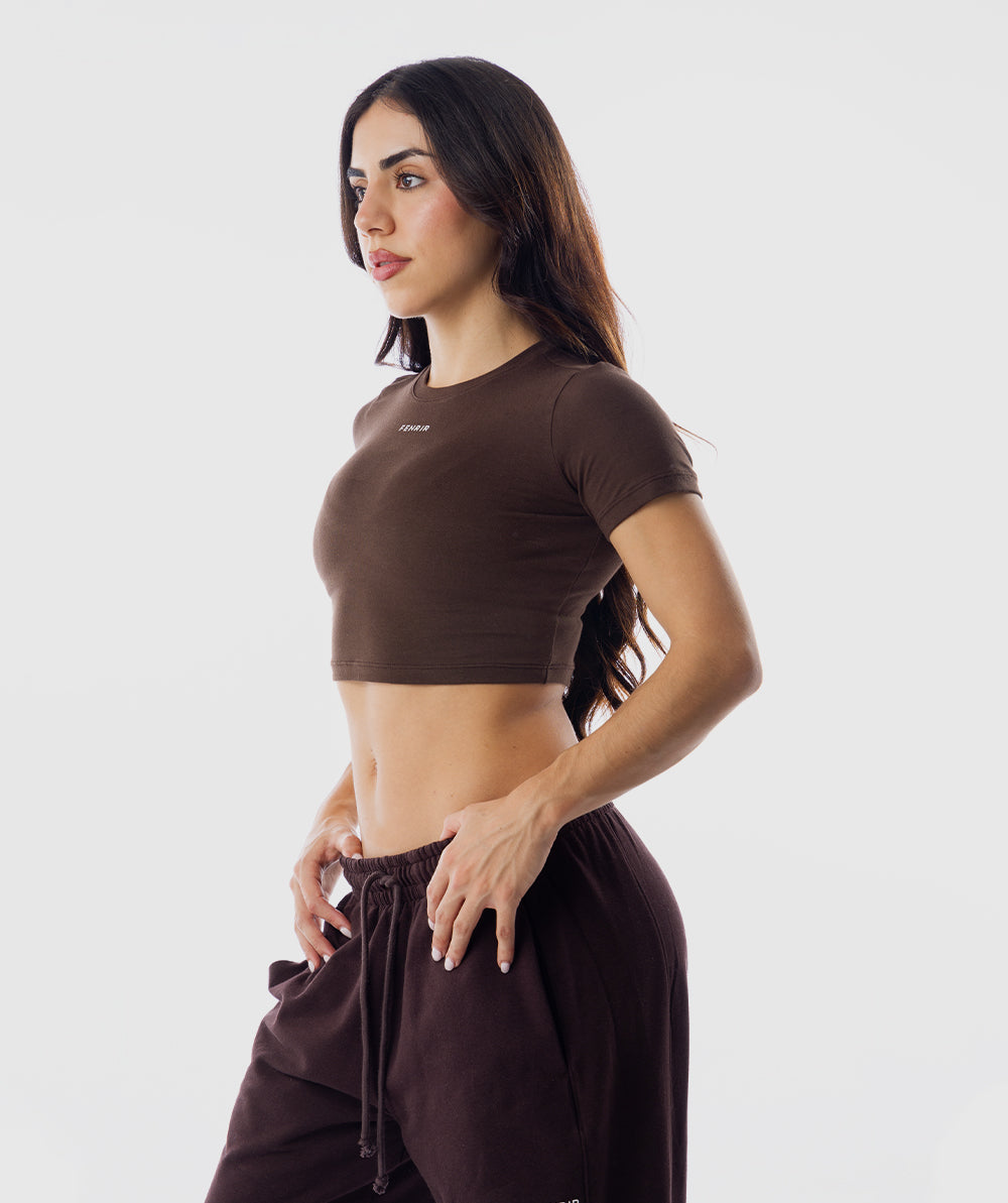 365 Baby Crop Tee Marrón Espresso - vista frontal crop top mujer Fenrir