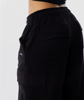 365 Pocket Cargo Jogger Negro - detalle de bolsillos cargo Fenrir