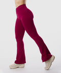 Amplify Flared Pants Rojo Ruby 7
