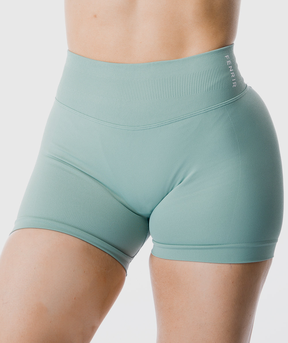 Amplify Seamless Shorts